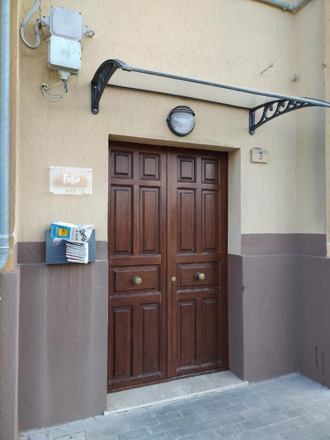 Agira Talia B & B מראה חיצוני תמונה